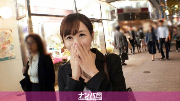 200GANA-2093 マジ軟派、初撮。 1372 セックスが大好きだけど彼氏不在で欲求不満なOLをGET！ナンパ師による強引なエロ展開に嫌がる素振りを見せつつも、エッチな期待にニヤケ顔が止まらないww流れで1年ぶりのセックス開始！